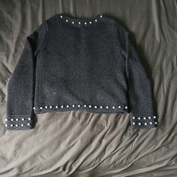 Vintage Nine West Pearl Cardigan - Picture 2 of 5